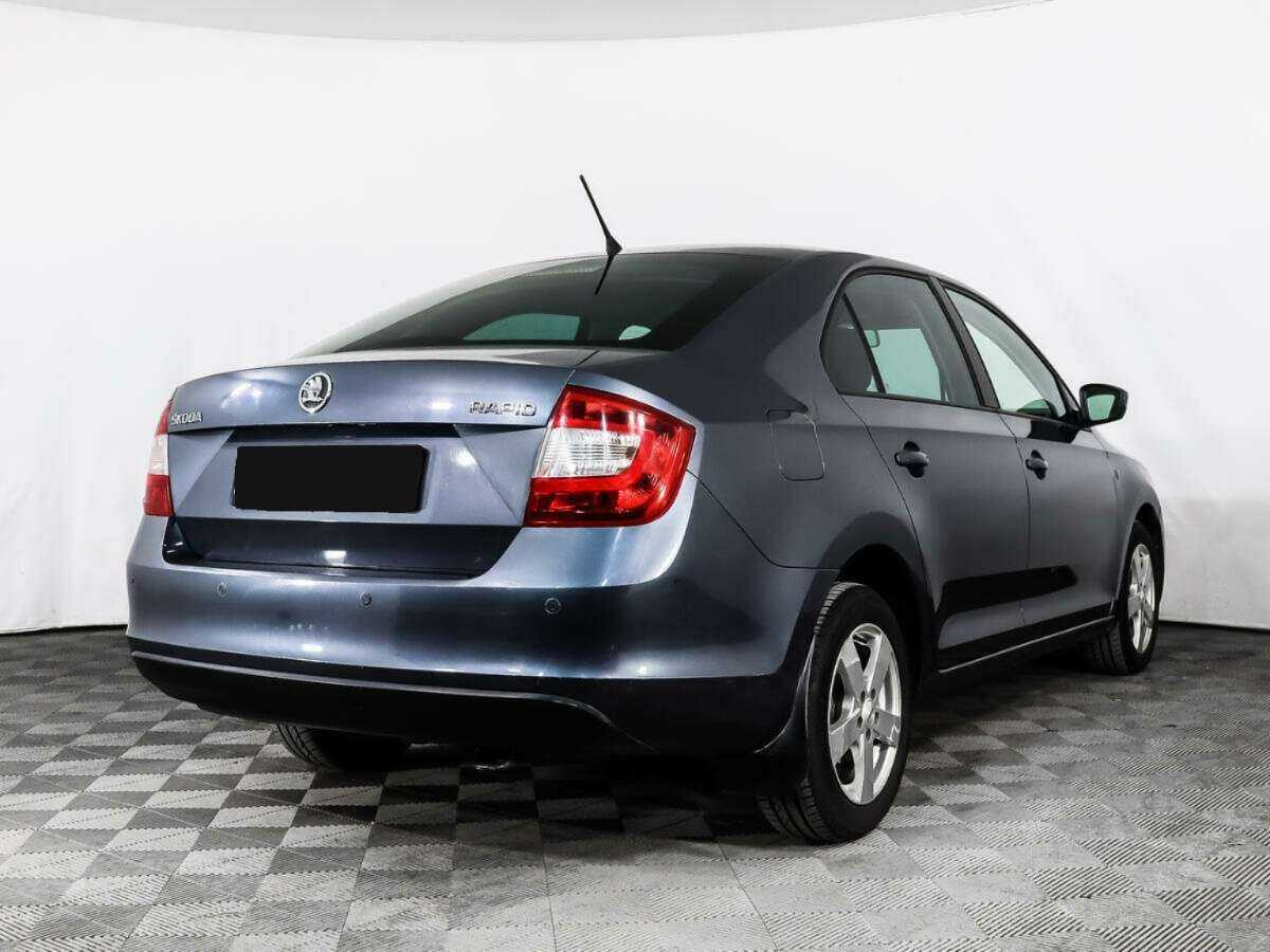 Б/У Шкода Рапид 2014 года. Фото: #3