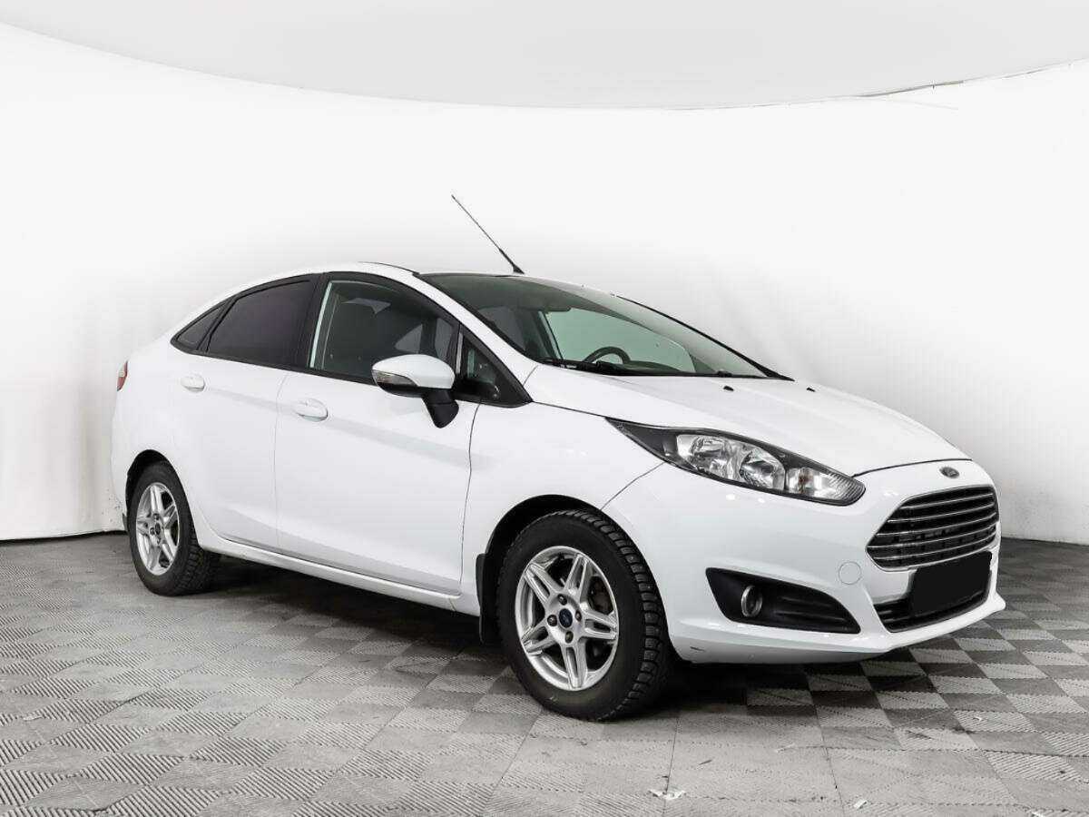 Ford Fiesta 2015 года с пробегом. Фото: #2