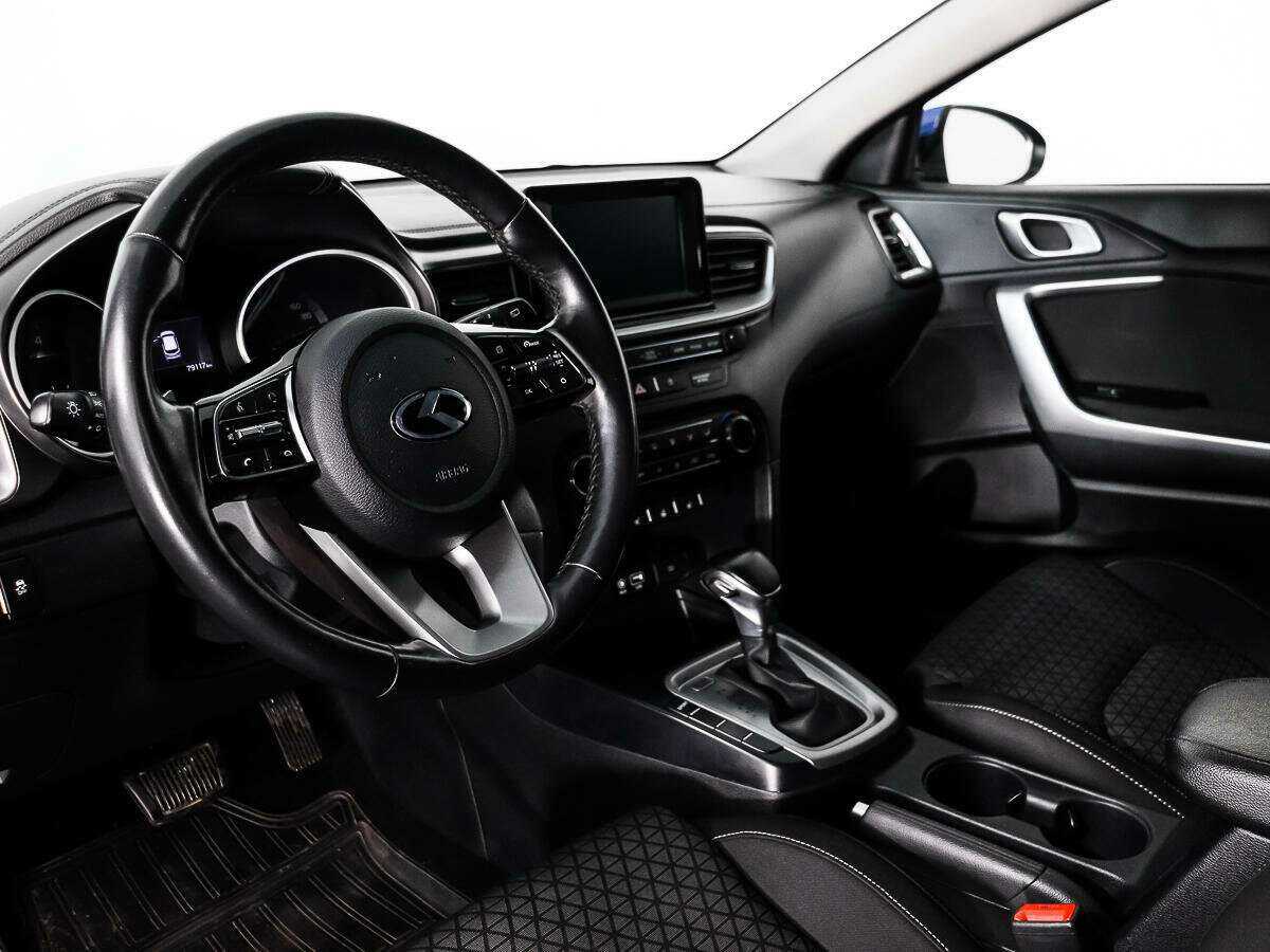 Б/У Киа Сид 2018 года. Фото: #8