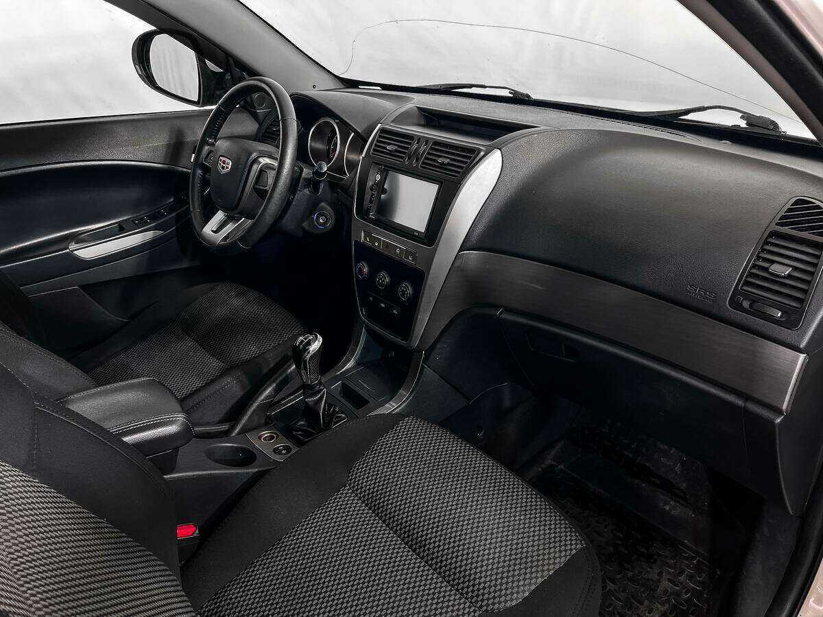 Geely Emgrand X7 2015 года с пробегом. Фото: #10