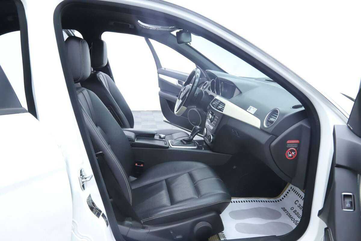 Mercedes-Benz C-Класс 2014 года с пробегом. Фото: #12