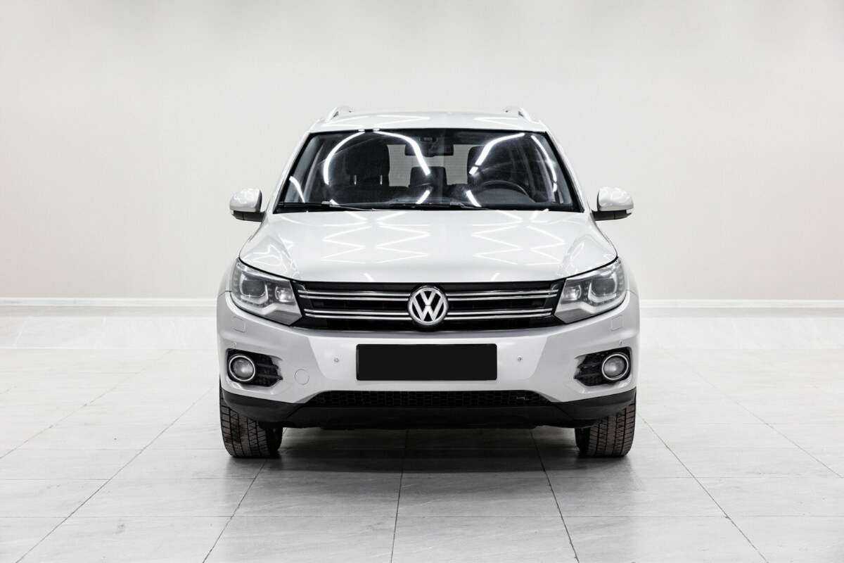 Volkswagen Tiguan 2012 года с пробегом. Фото: #1