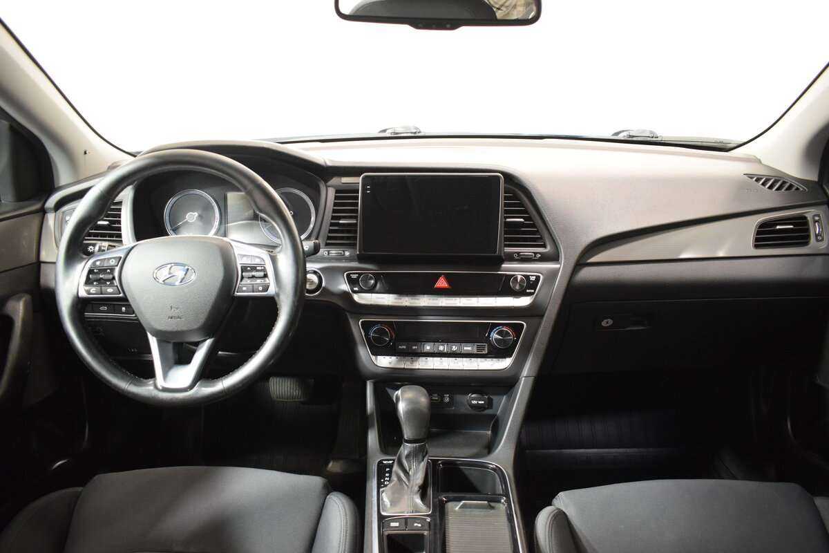 Б/У Хендай Соната 2018 года. Фото: #12