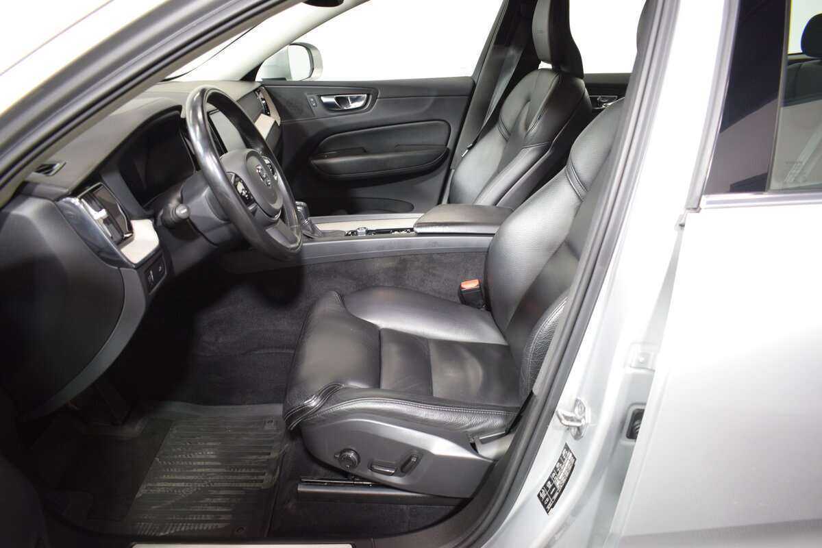 Volvo XC60 2020 года с пробегом. Фото: #7