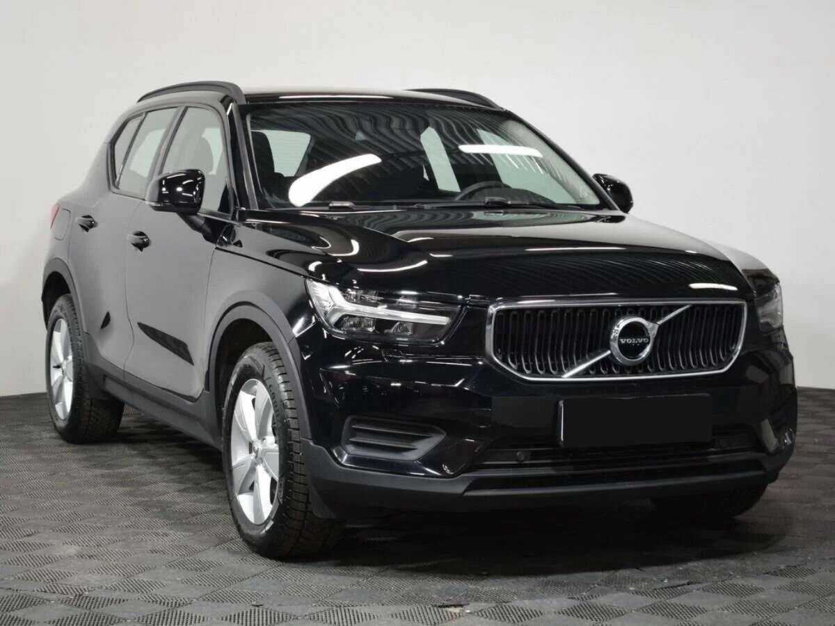 Volvo XC40 2019 года с пробегом. Фото: #1
