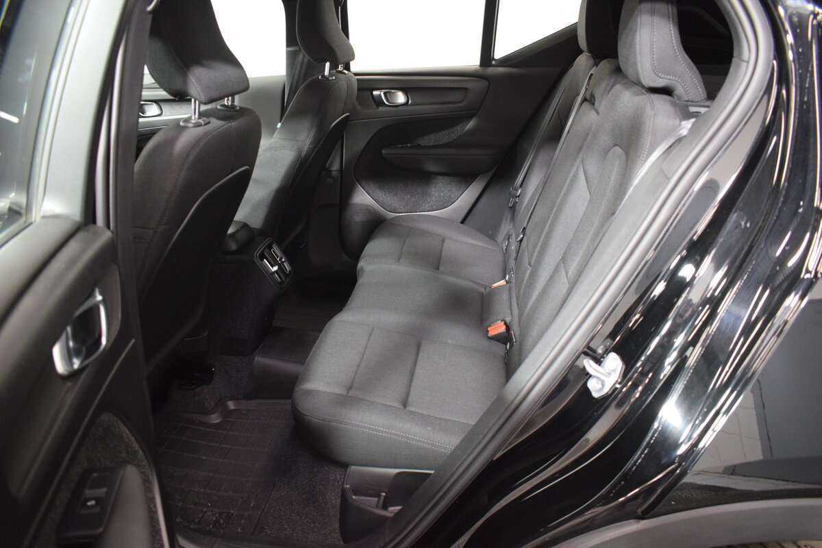 Volvo XC40 2019 года с пробегом. Фото: #9