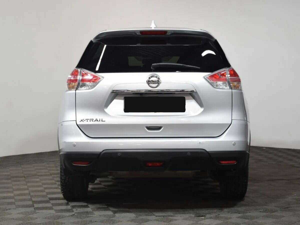 Б/У Ниссан Икс-Трейл 2017 года. Фото: #3