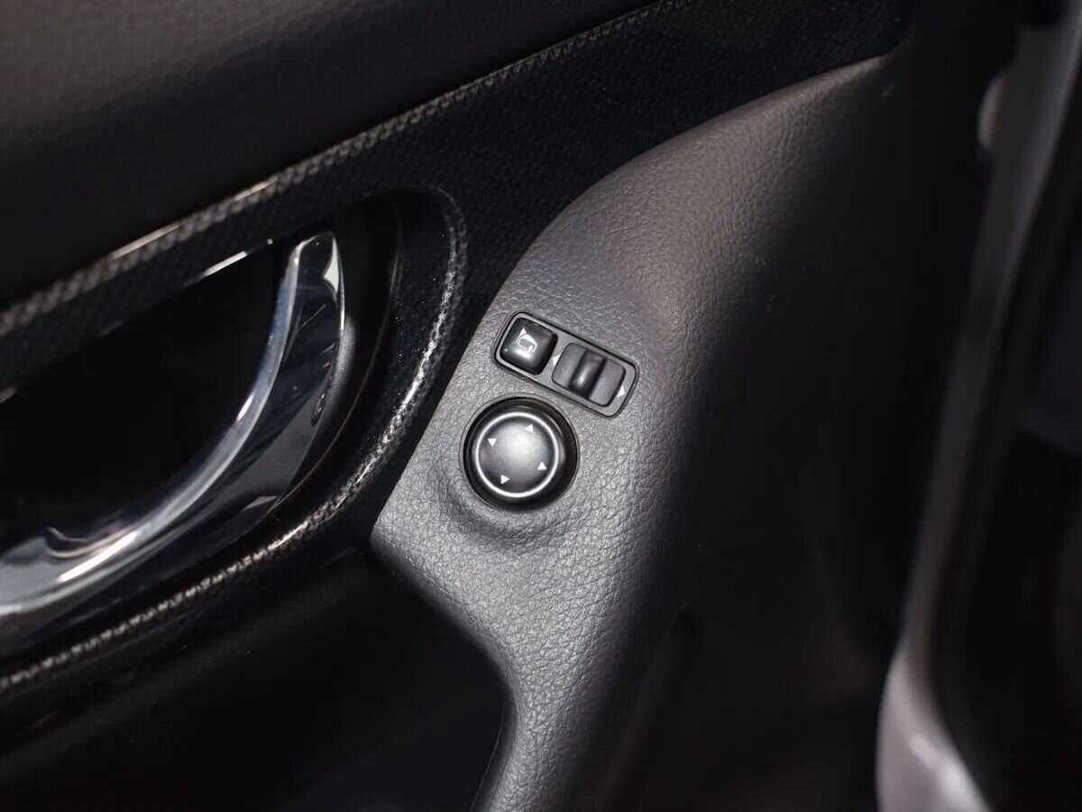 Б/У Ниссан Икс-Трейл 2017 года. Фото: #14