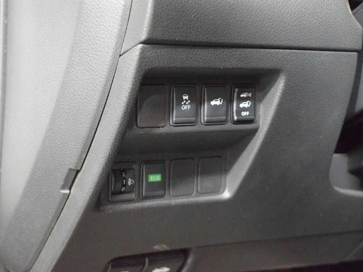 Б/У Ниссан Икс-Трейл 2017 года. Фото: #15