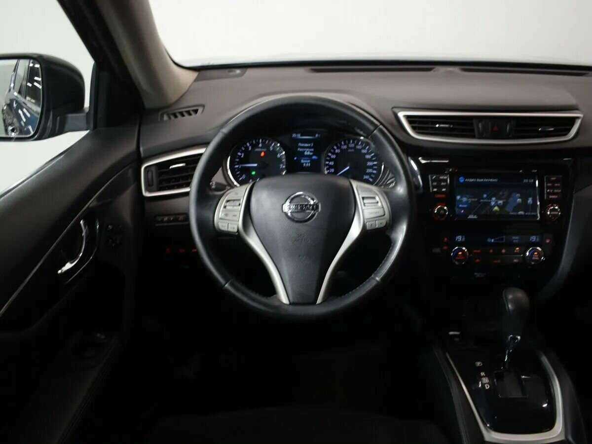 Б/У Ниссан Икс-Трейл 2016 года. Фото: #7