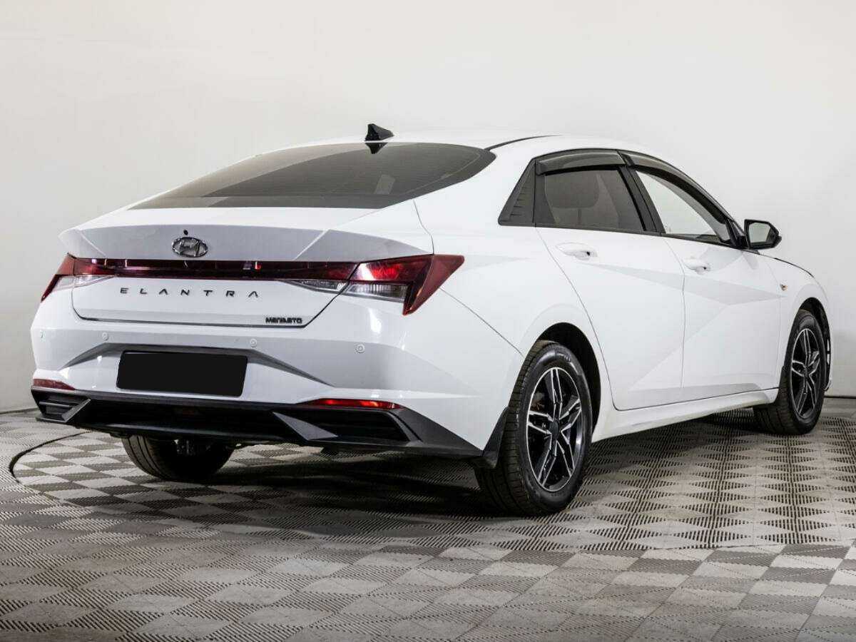 Б/У Хендай Елантра 2020 года. Фото: #3