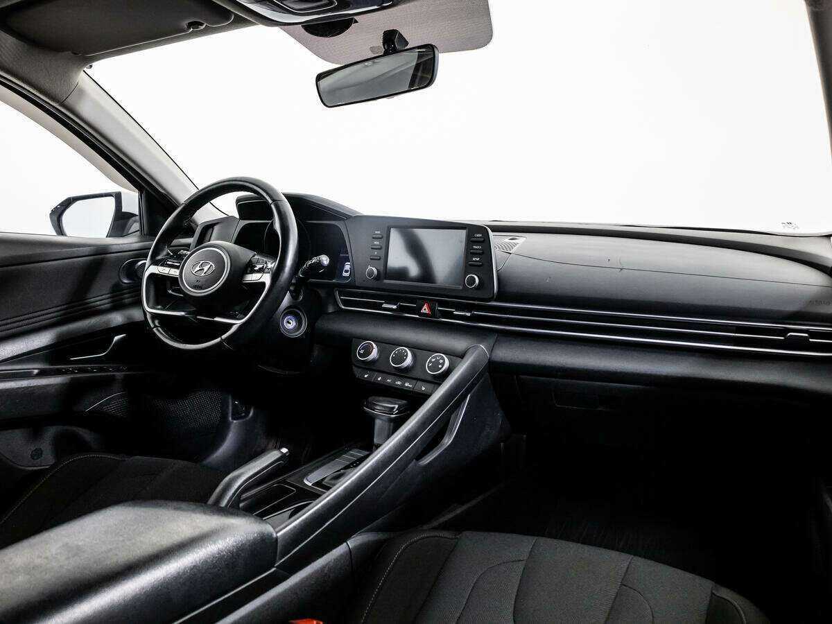 Б/У Хендай Елантра 2020 года. Фото: #6