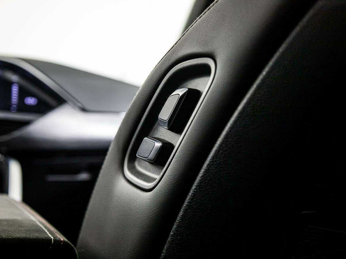 Geely Tugella 2022 года с пробегом. Фото: #21