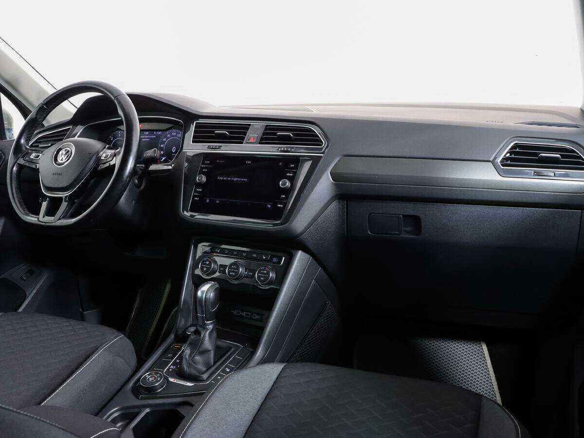 Б/У Фольксваген Тигуан 2018 года. Фото: #6