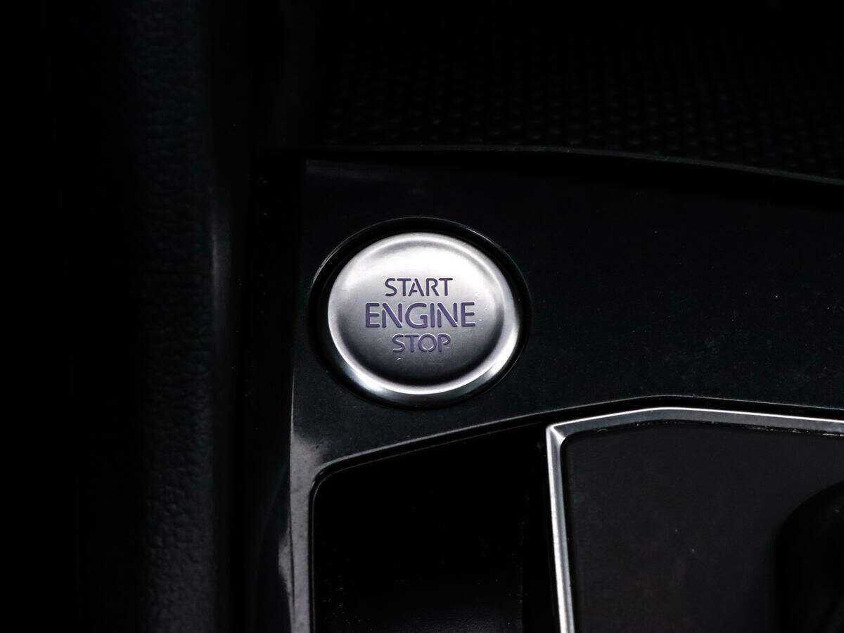 Б/У Фольксваген Тигуан 2018 года. Фото: #14