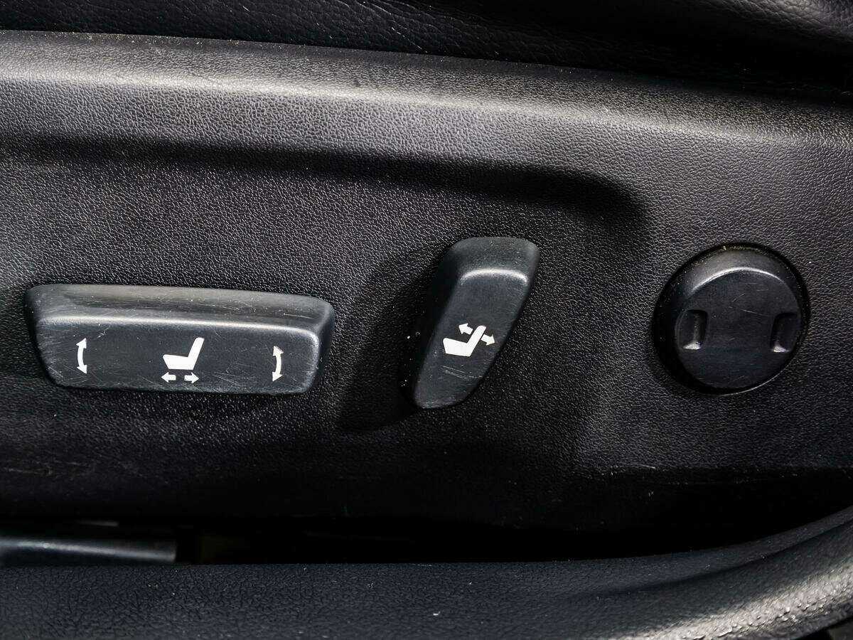 Б/У Тойота Камри 2013 года. Фото: #18