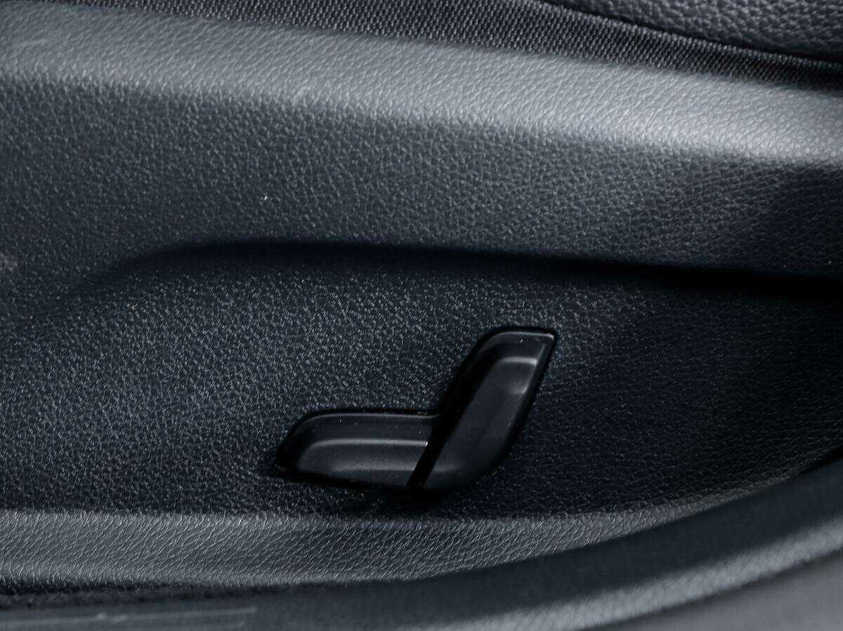 Mercedes-Benz E-Класс 2016 года с пробегом. Фото: #13