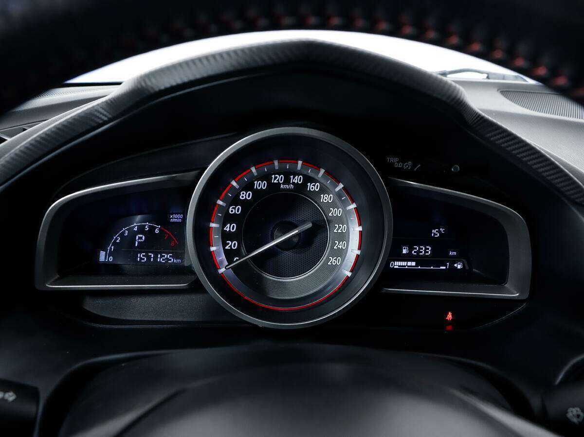 Б/У Мазда 3 2013 года. Фото: #14