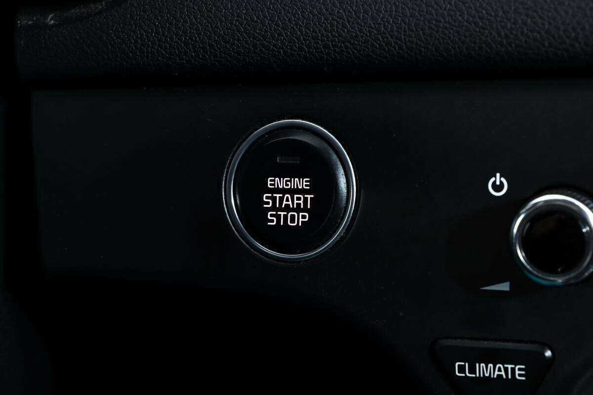 Б/У Киа Спортейдж 2019 года. Фото: #14