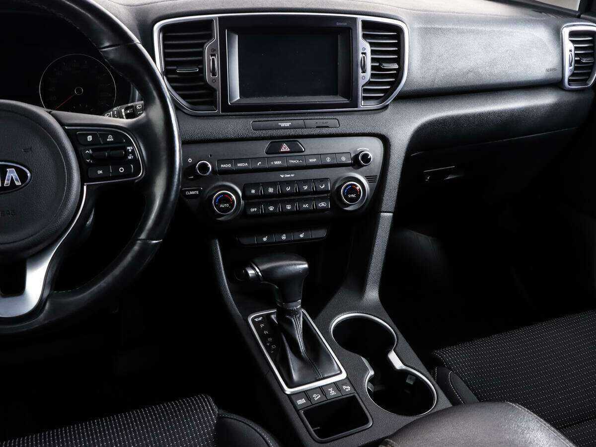 Б/У Киа Спортейдж 2017 года. Фото: #10