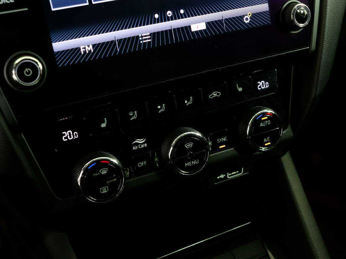 Б/У Шкода Октавия 2020 года. Фото: #14