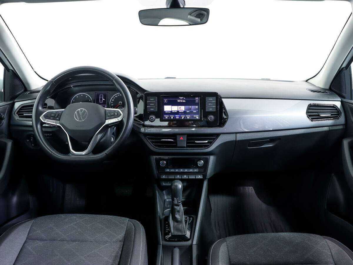 Б/У Фольксваген Поло 2022 года. Фото: #9