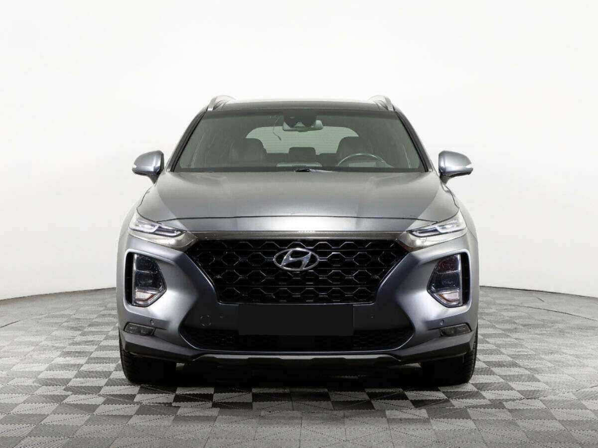 Hyundai Santa Fe 2018 года с пробегом. Фото: #1