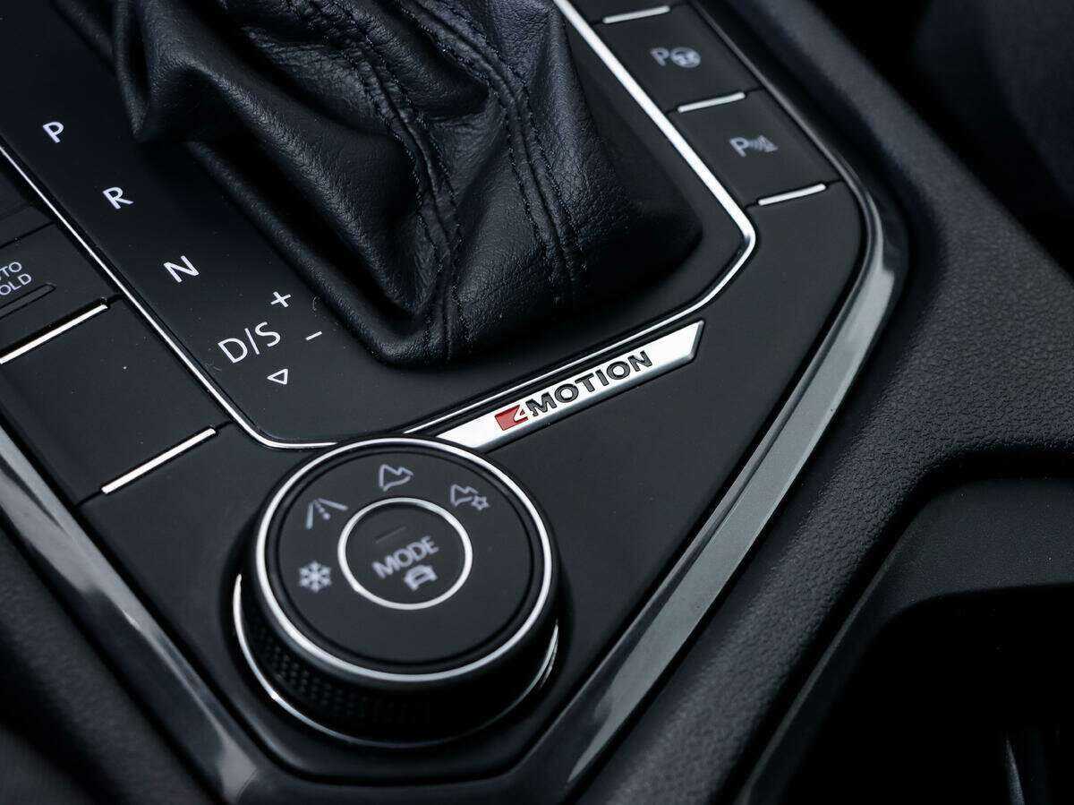 Б/У Фольксваген Тигуан 2018 года. Фото: #11