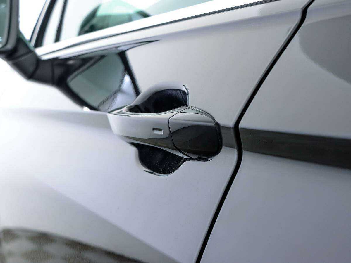 Б/У Фольксваген Тигуан 2018 года. Фото: #16