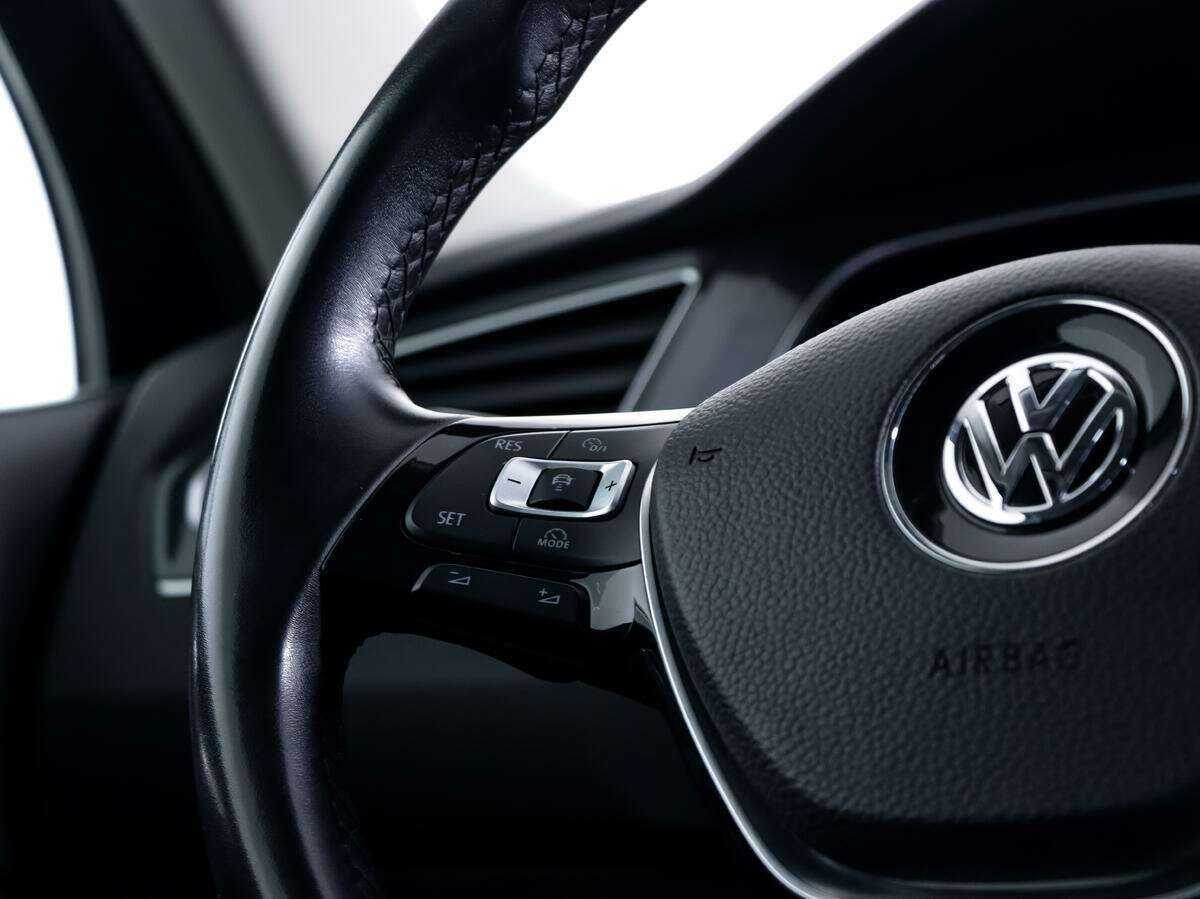 Б/У Фольксваген Тигуан 2018 года. Фото: #18