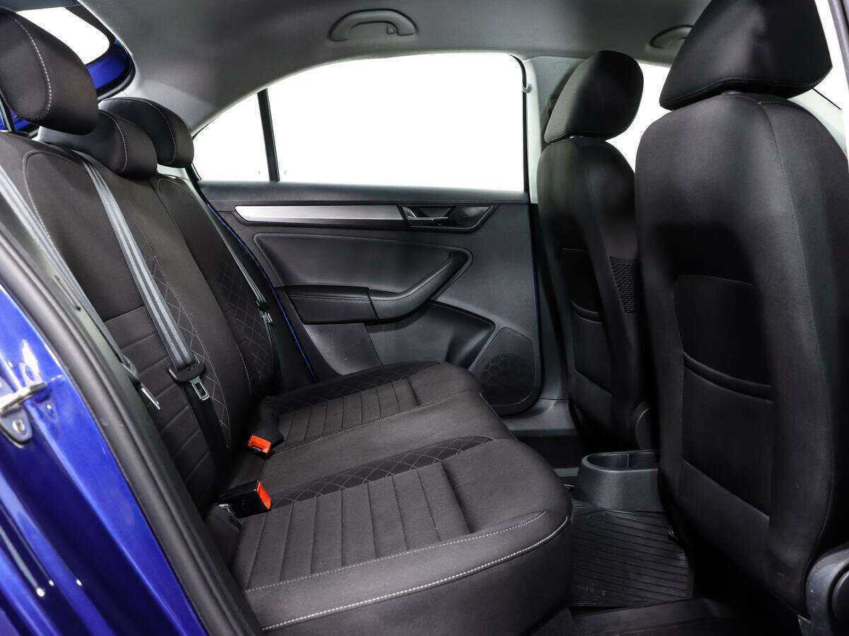 Б/У Шкода Рапид 2017 года. Фото: #8