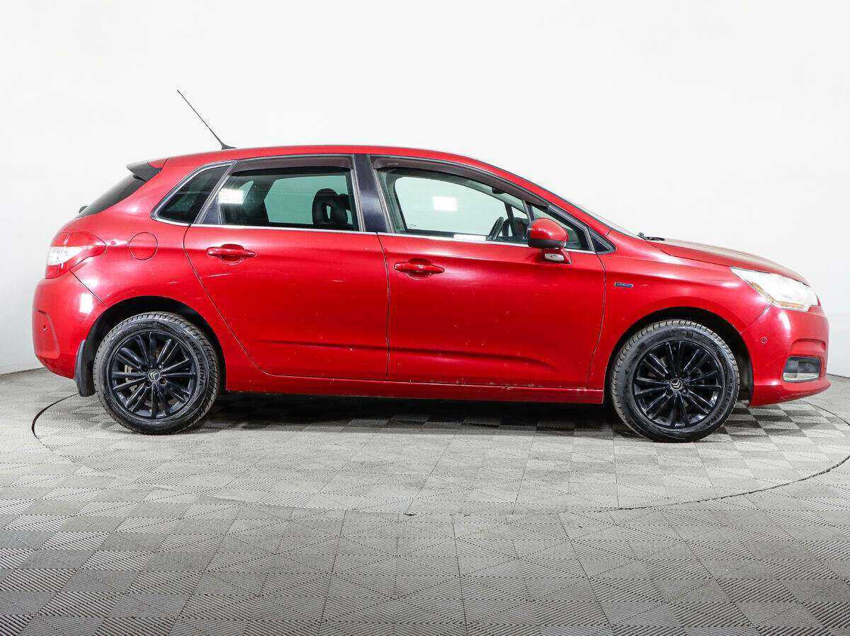 Б/У Ситроен Ц4 2013 года. Фото: #3