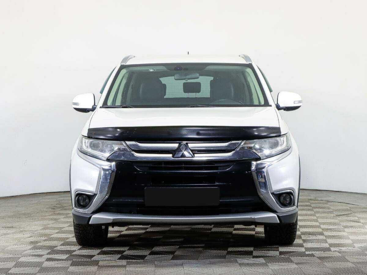 Mitsubishi Outlander 2015 года с пробегом. Фото: #1