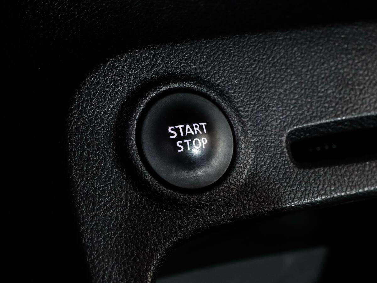 Б/У Рено Каптюр 2019 года. Фото: #12