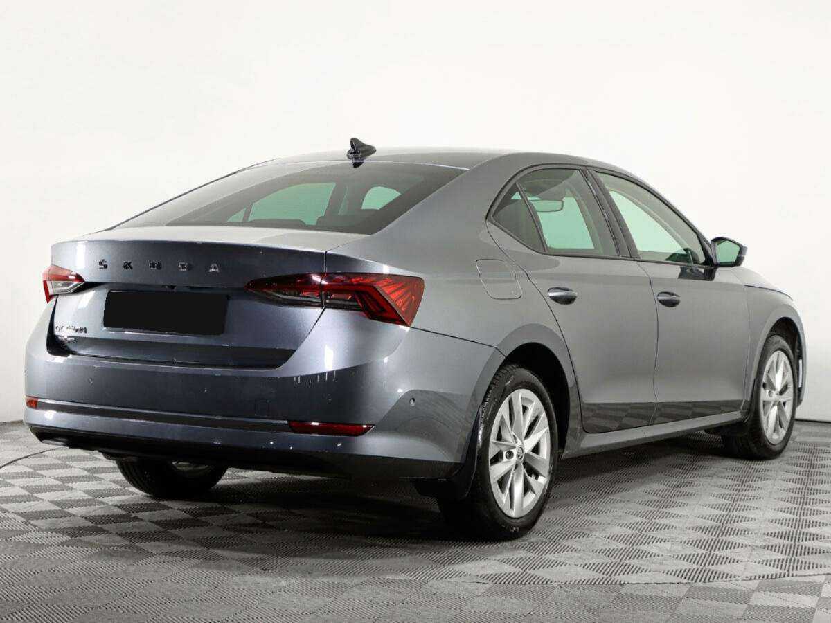 Skoda Octavia 2021 года с пробегом. Фото: #3
