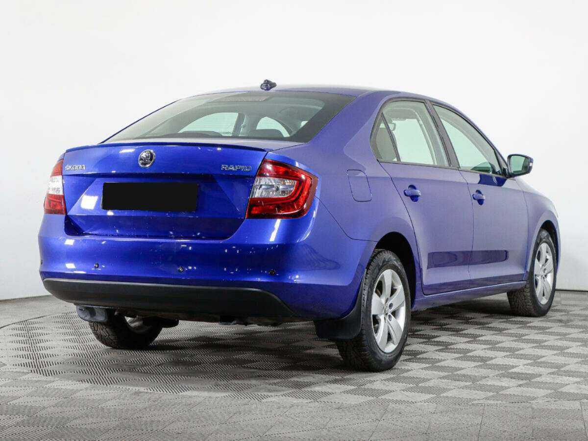 Б/У Шкода Рапид 2017 года. Фото: #4