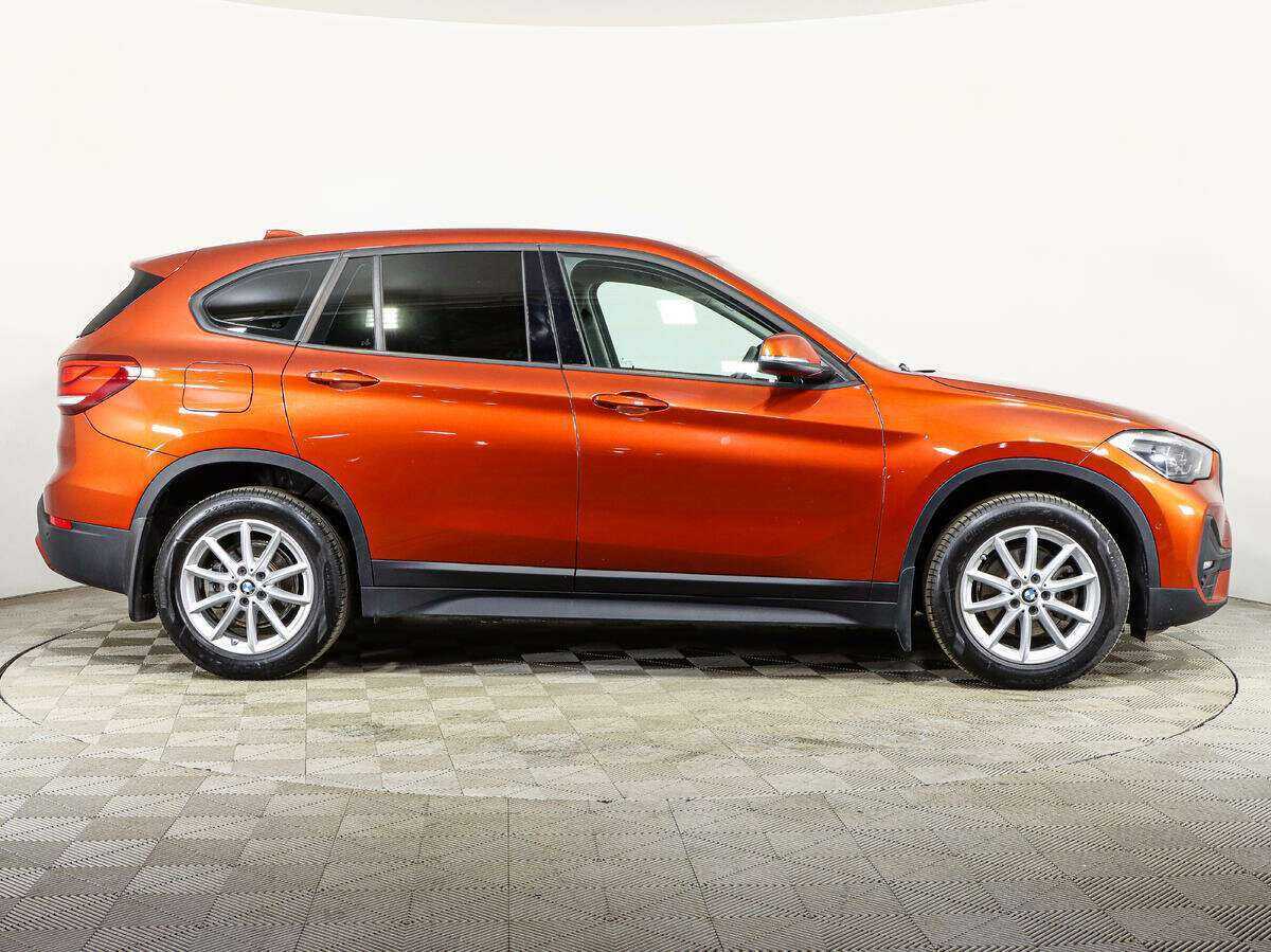 BMW X1 2020 года с пробегом. Фото: #3