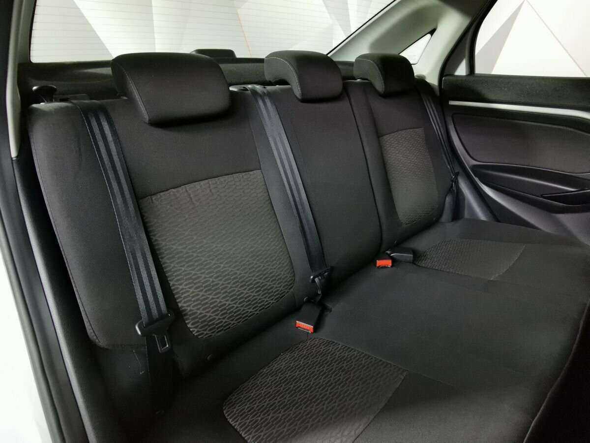 Lada (ВАЗ) Vesta 2018 года с пробегом. Фото: #12