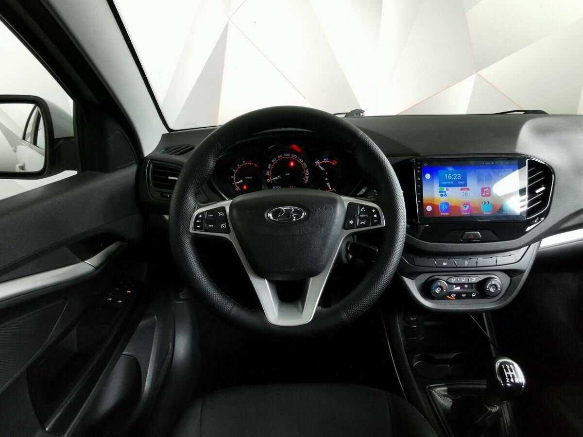 Lada (ВАЗ) Vesta 2018 года с пробегом. Фото: #14