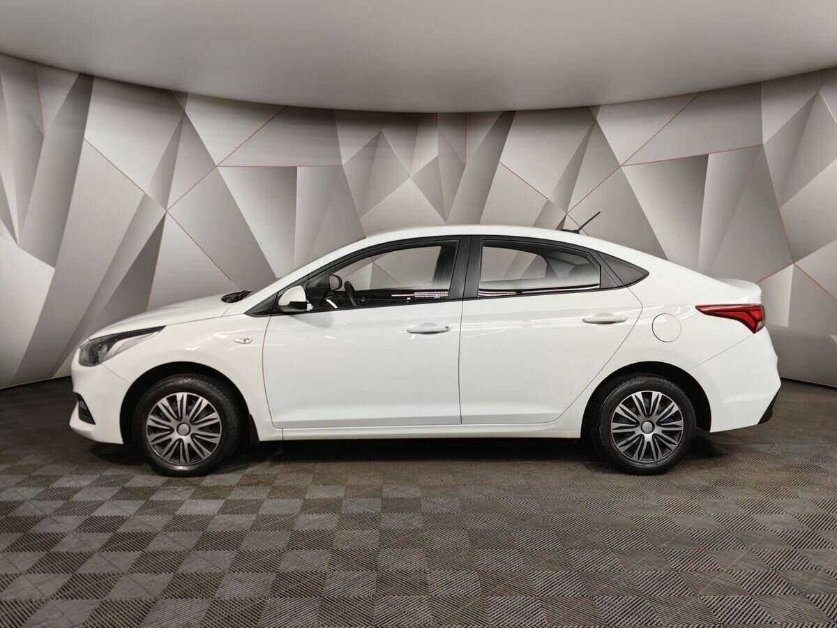 Hyundai Solaris 2019 года с пробегом. Фото: #3