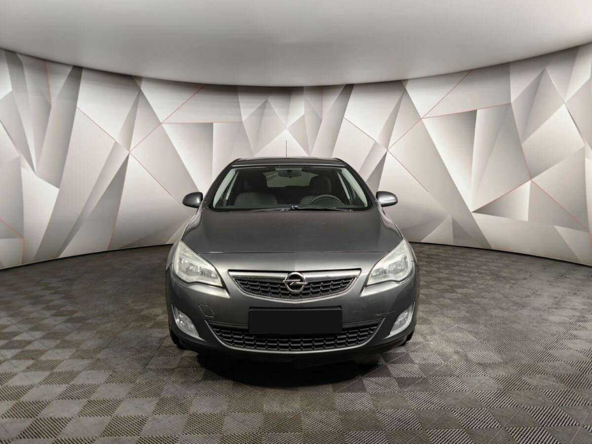 Opel Astra 2012 года с пробегом. Фото: #6