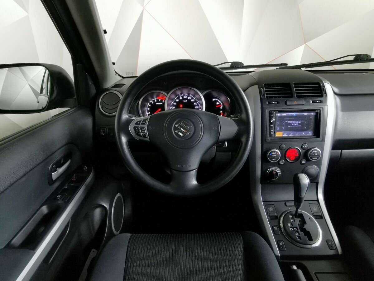 Suzuki Grand Vitara 2013 года с пробегом. Фото: #14