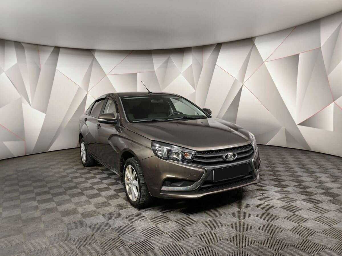 Lada (ВАЗ) Vesta 2021 года с пробегом. Фото: #2