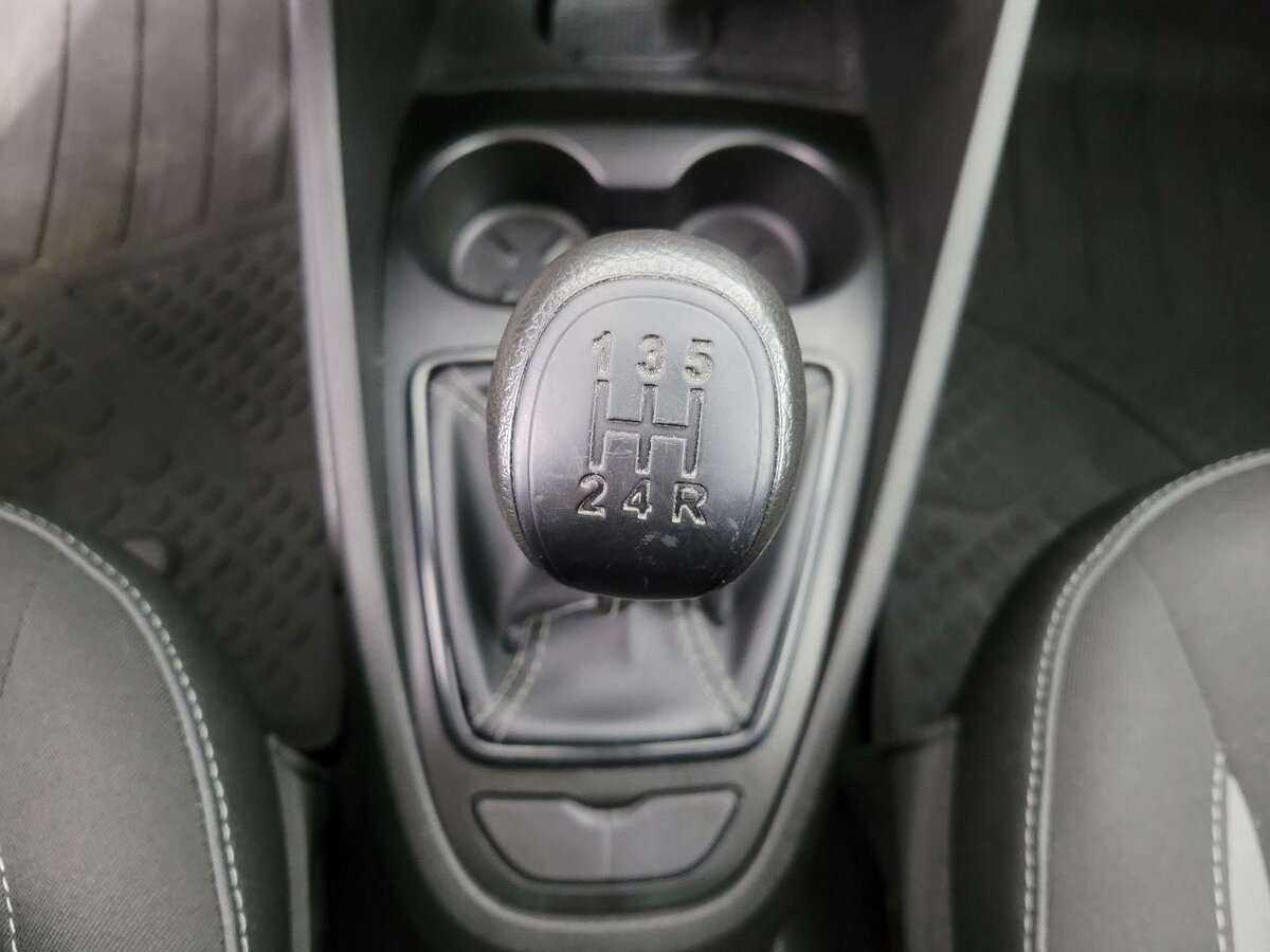 Б/У Лада (ВАЗ) Веста 2023 года. Фото: #12