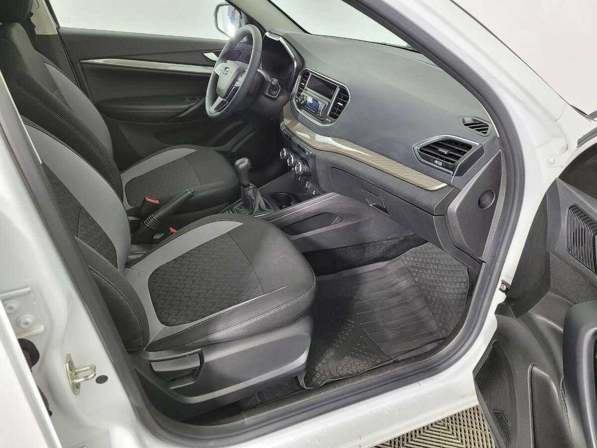 Б/У Лада (ВАЗ) Веста 2023 года. Фото: #13