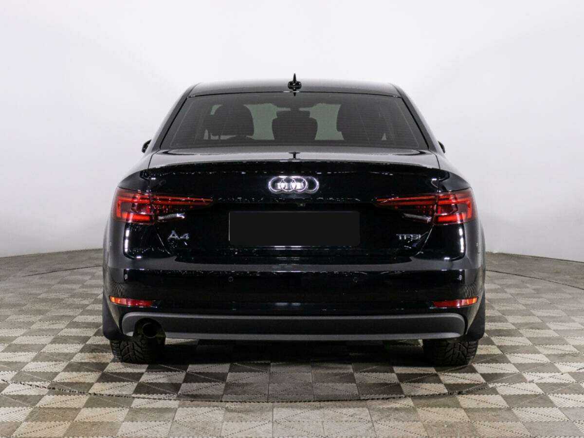 Audi A4 2018 года с пробегом. Фото: #5