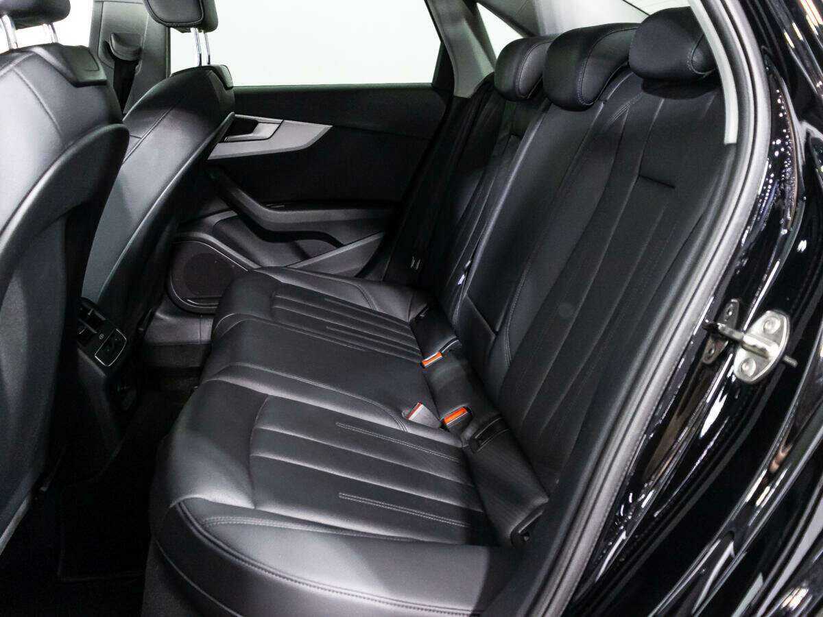 Audi A4 2018 года с пробегом. Фото: #9