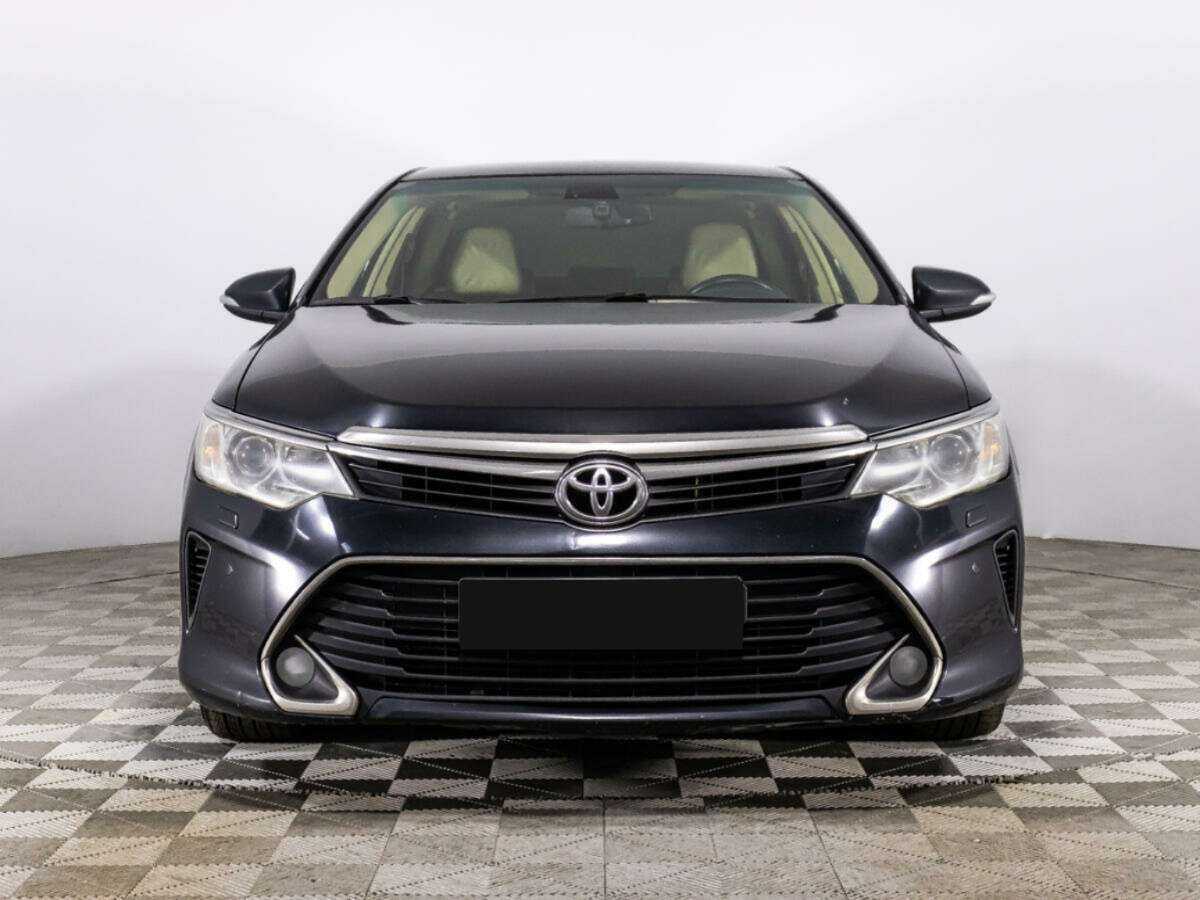 Toyota Camry 2017 года с пробегом. Фото: #1