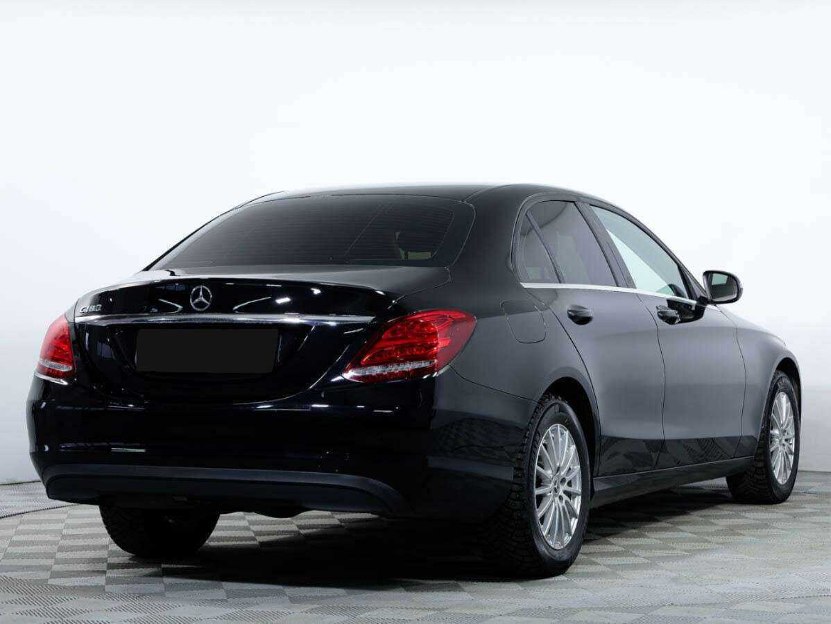 Mercedes-Benz C-Класс 2018 года с пробегом. Фото: #3