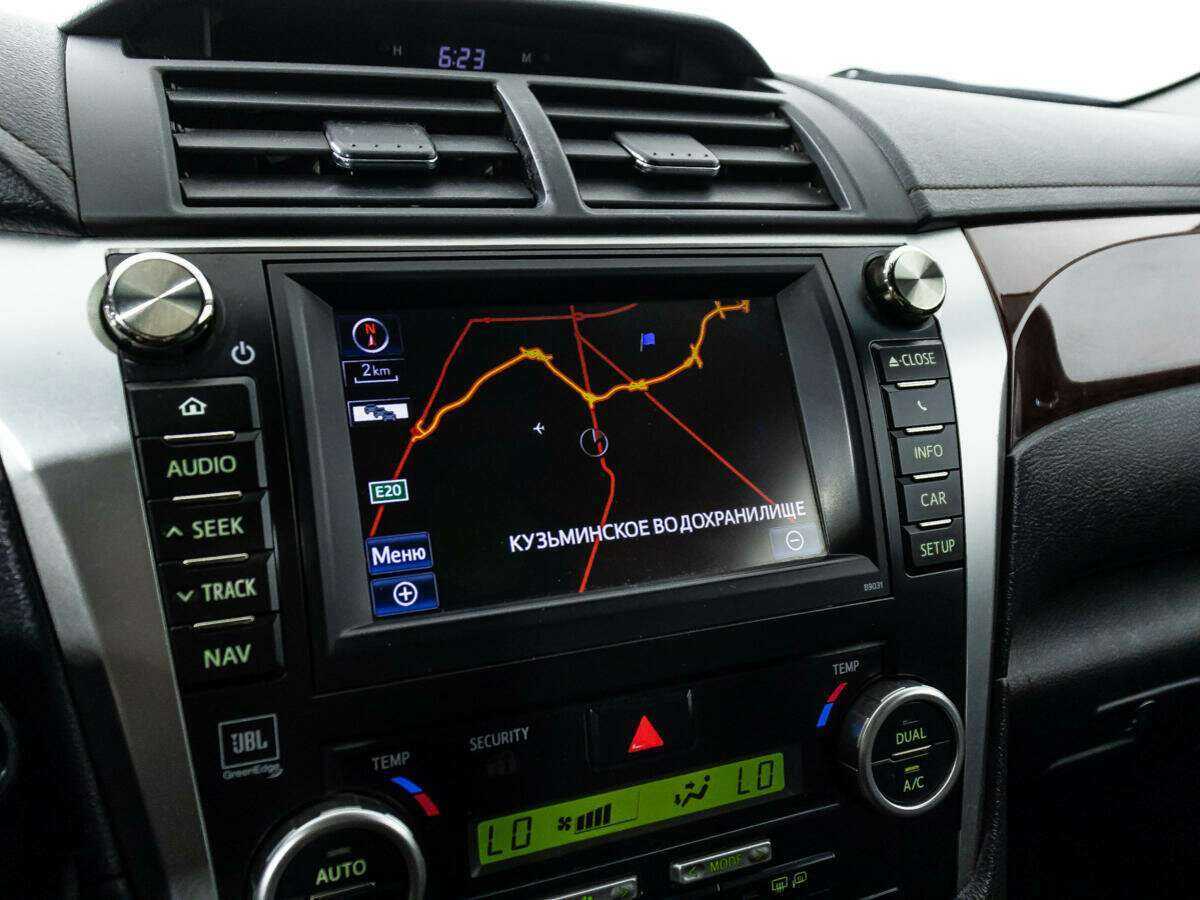 Б/У Тойота Камри 2012 года. Фото: #15